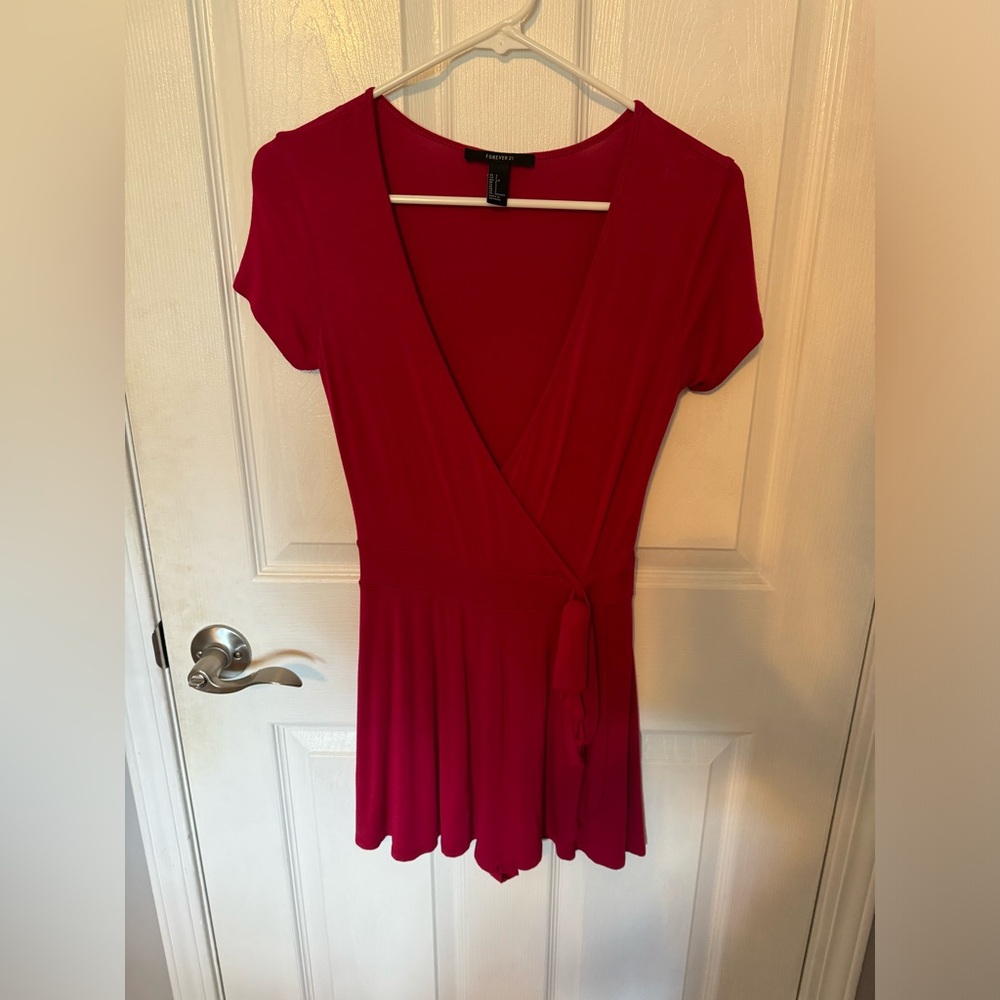 Romper Forever 21 - skirt in front, shorts in back